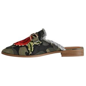 CITYCLASSIFIED Rose Camo Mules 7.5 buckle